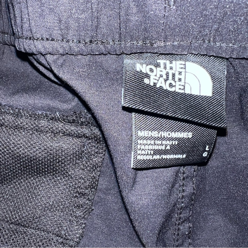 The North Face Black Nylon Drawstring Elastic Waist Shorts L - Picture 2 of 5
